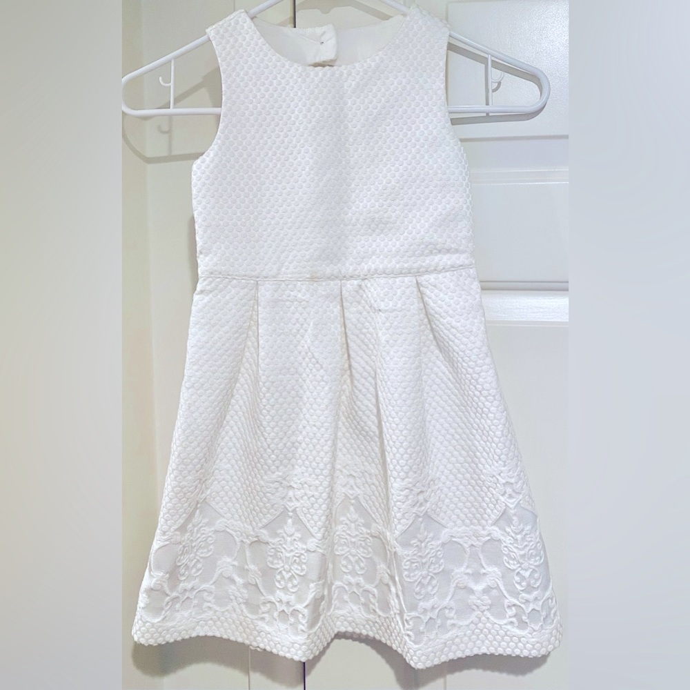 Janie and Jack white jacquard dress.  Size 6.